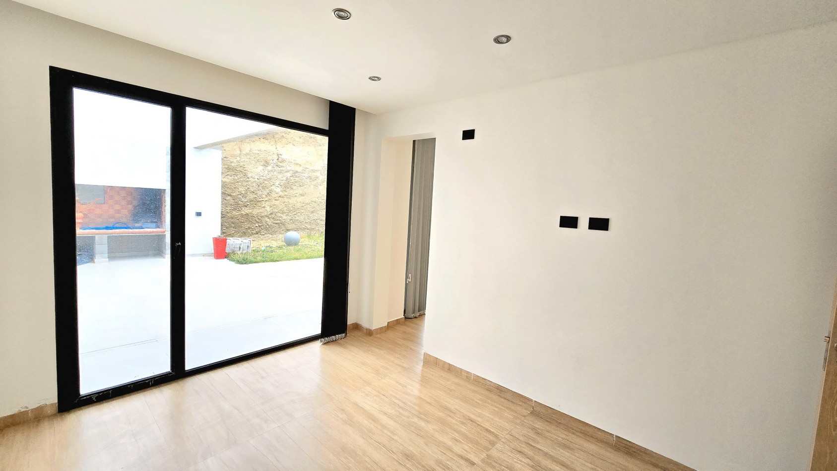 CASA NIVEL GERENCIAL - BARRIO PRIVADO
