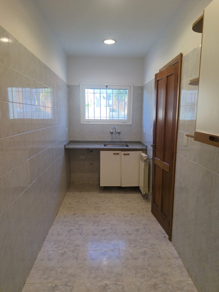 CASA GERENCIAL  3 DORMITORIOS