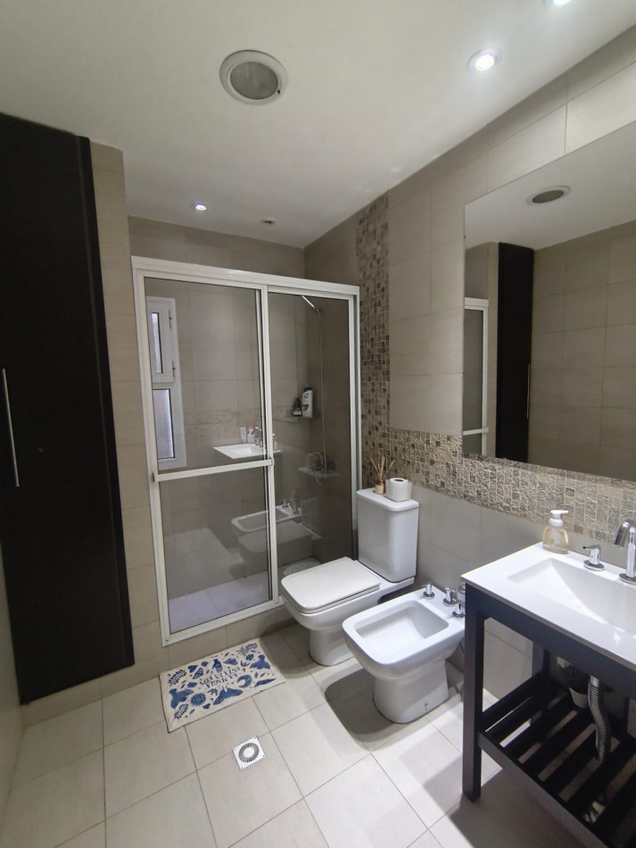CASA 4 DORMITORIOS + QUINCHO CON DORM.