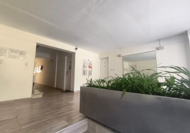 Departamento- Avda. Rivadavia